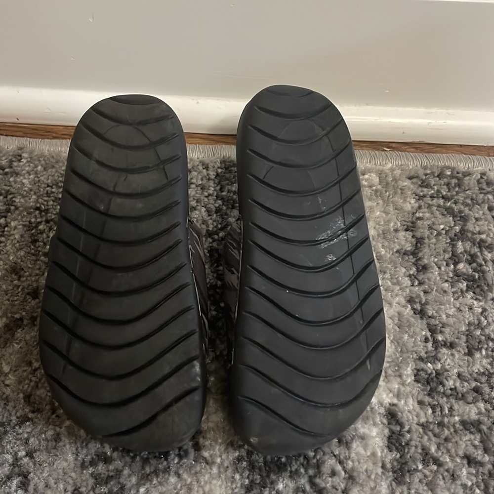 Nike toddler sandal - Picture 2 of 2